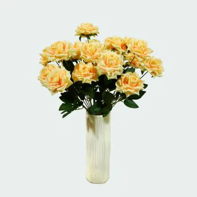 Umělé květinové aranžmá